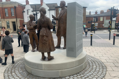 Statue of George Boole, Victorian coder, unveiled in Lincoln